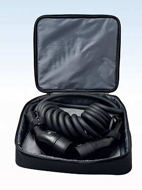 Зарядный кабель-спираль для зарядки электромобиля TYPE 2-TYPE 2 на 7 м и 22 кВт (трехфазный) Зарядный кабель-спираль для зарядки электромобиля TYPE 2-TYPE 2 на 7 м и 22 кВт (трехфазный)