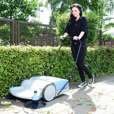 Ручная подметальная машина Kranzle 2+2 Ручная подметальная машина Kranzle 2+2