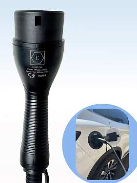 Портативное зарядное устройство для зарядки электромобиля TYPE 2, 220В, 7 м, с дисплеем и Wi-FI Портативное зарядное устройство для зарядки электромобиля TYPE 2, 220В, 7 м, с дисплеем и Wi-FI